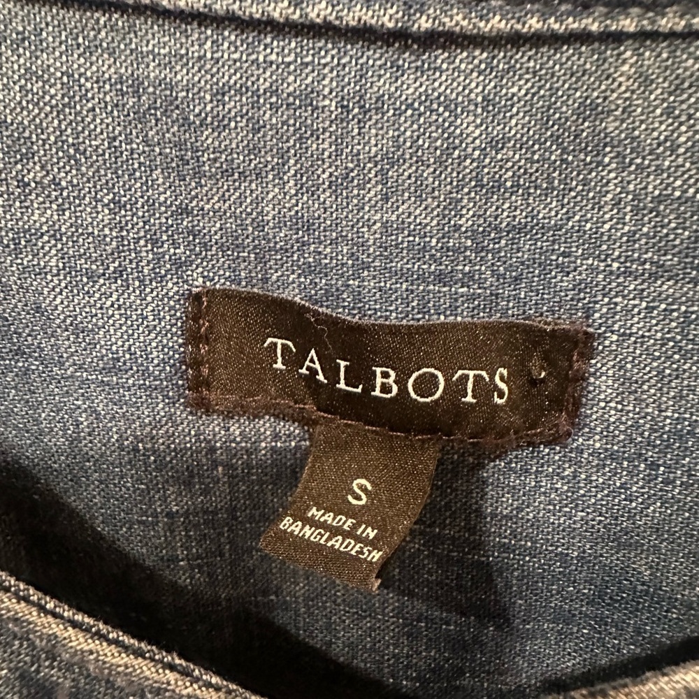 Talbots Blue Denim Embellished Popover Blouse Top Bling Buttons Sz S - Picture 7 of 9